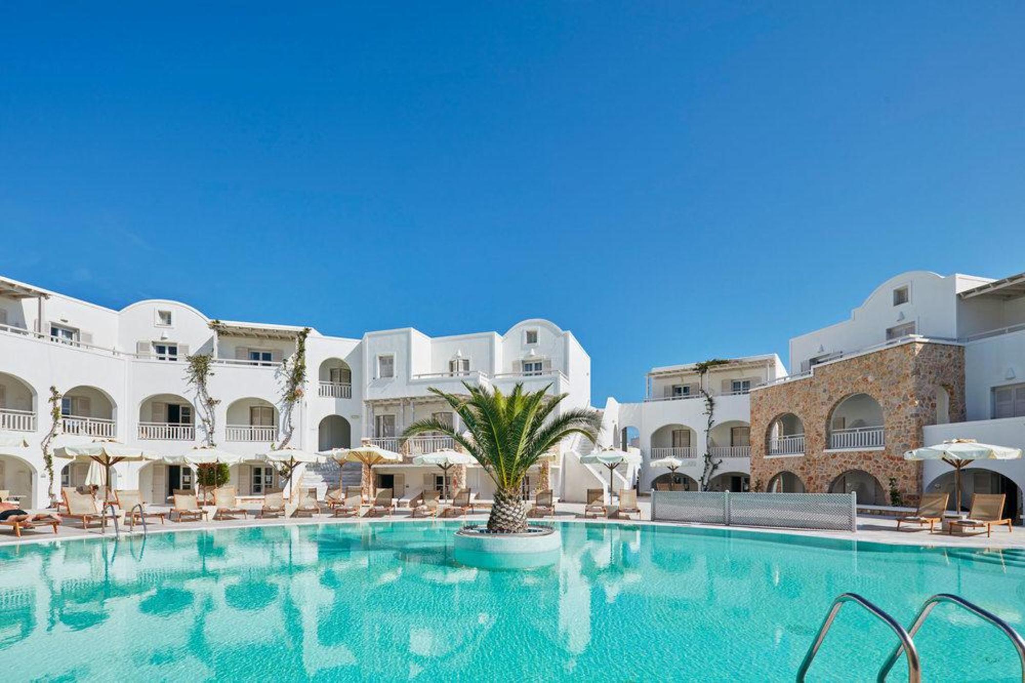 Aegean Plaza Hotel 4*